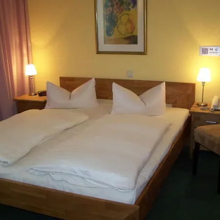 Hotel Am Stiftsberg-3